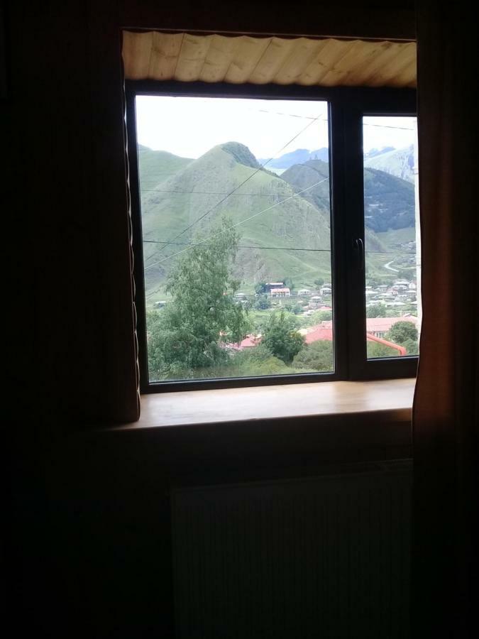 Bana Hotel Kazbegi Quarto foto